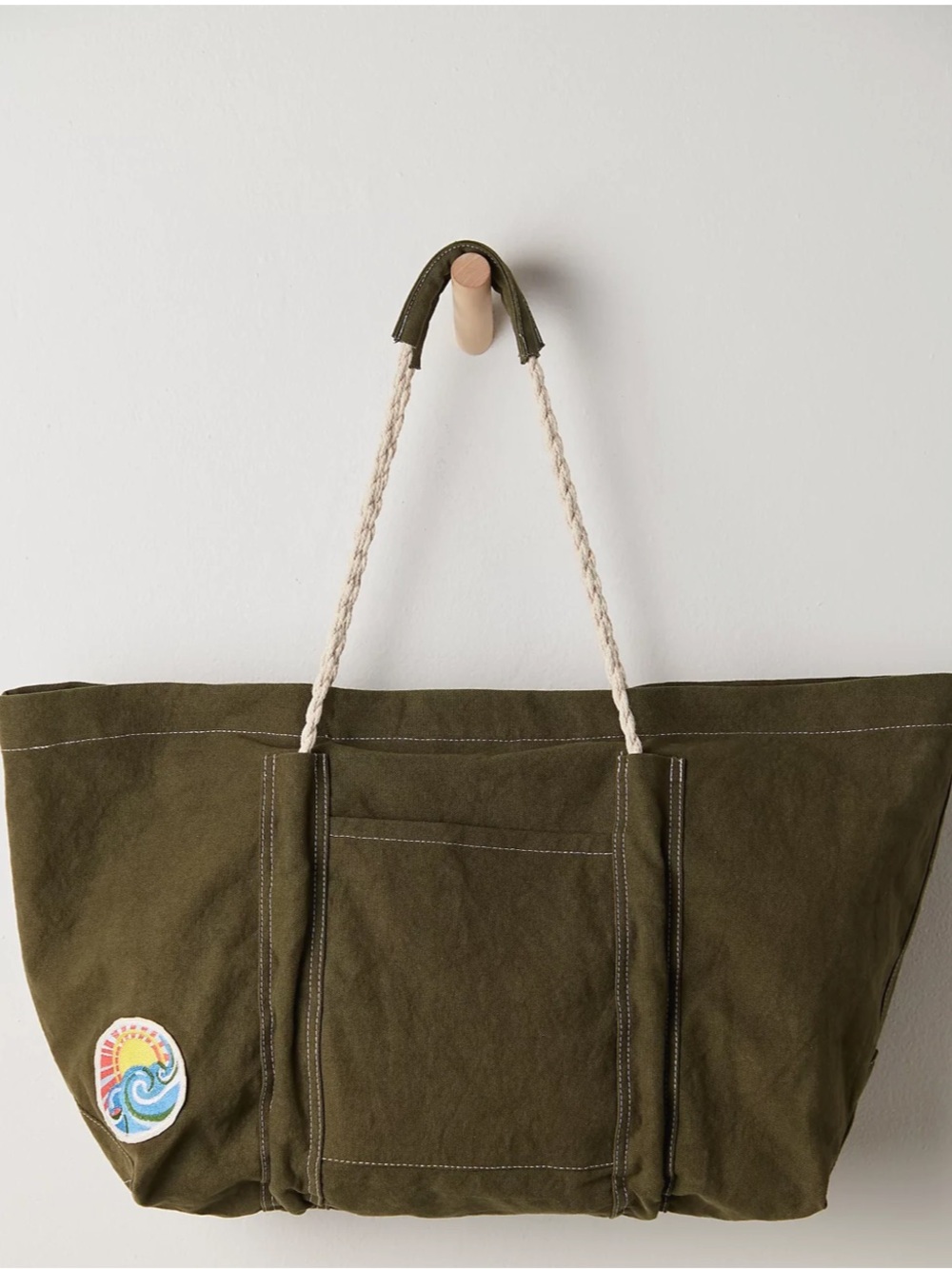 FREE PEOPLE Been There Badge Tote Bag nwot - Picture 2 of 10